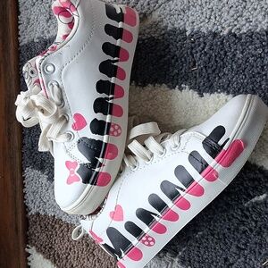 Minnie mouse tennis shoes